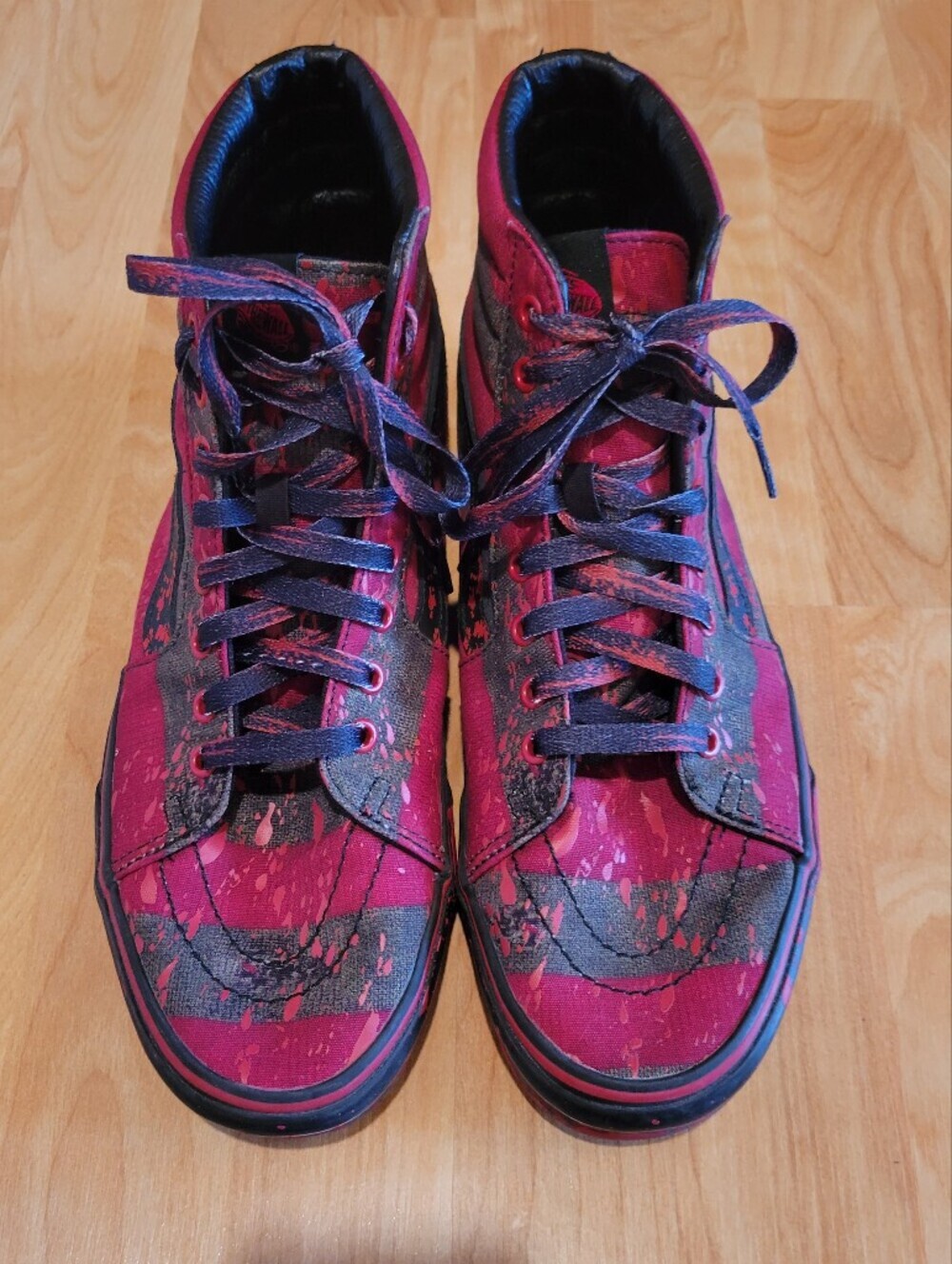 Vans Sk8-Hi Horror Pack Nightmare On Elm Street Freddy Krueger Sneakers Size 11 - Picture 3 of 10